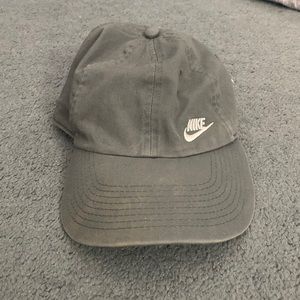Nike gray baseball cap